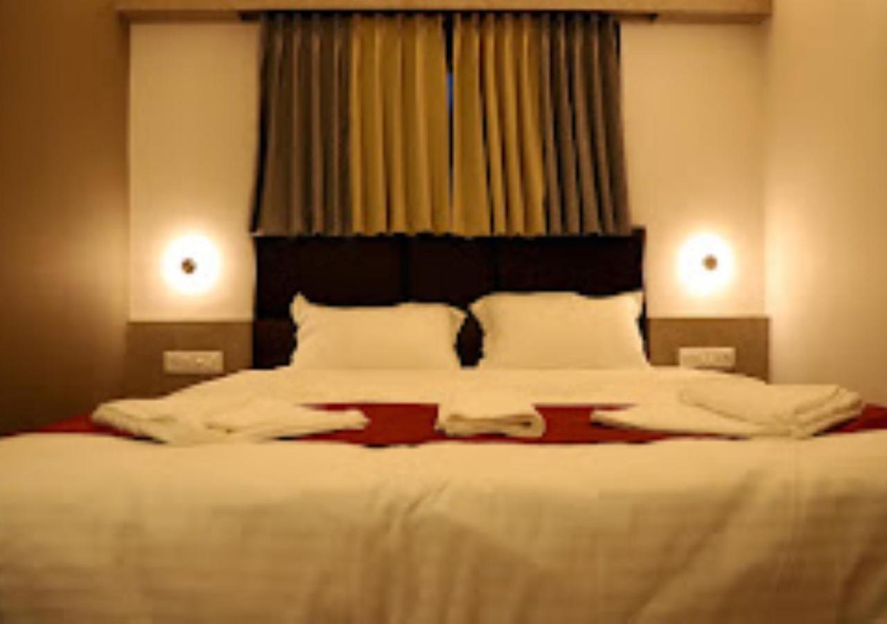 Lotus Lodge Kalmath Kankavali Екстериор снимка